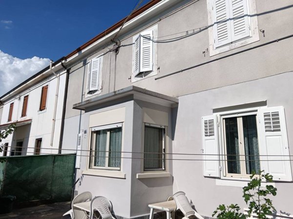 casa indipendente in vendita a Muggia