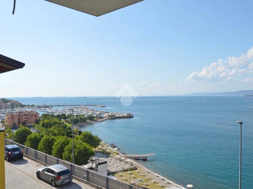 appartamento in vendita a Muggia