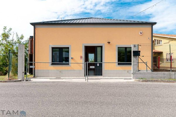 casa indipendente in vendita a Muggia in zona Chiampore