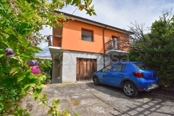casa indipendente in vendita a Muggia in zona Santa Barbara