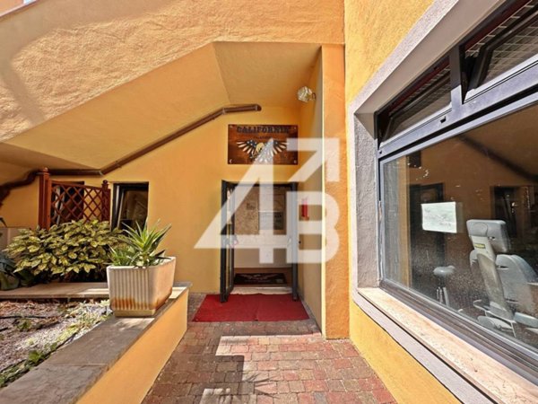 negozio in vendita a Muggia