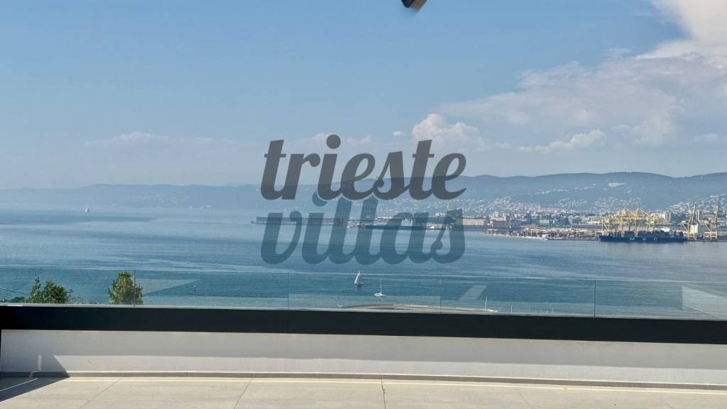 casa indipendente in vendita a Muggia