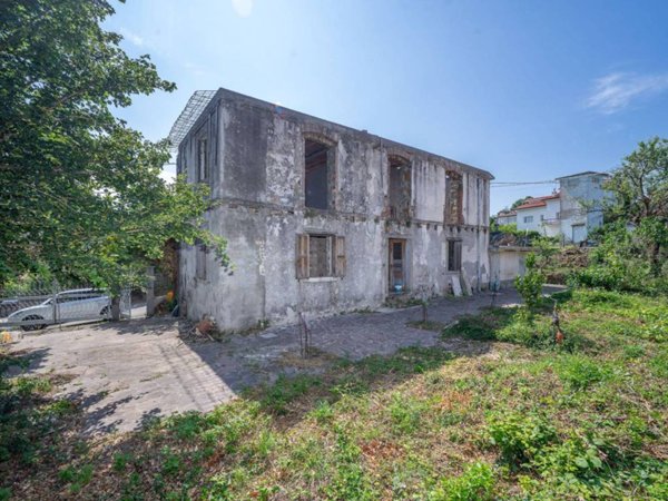 casa indipendente in vendita a Muggia