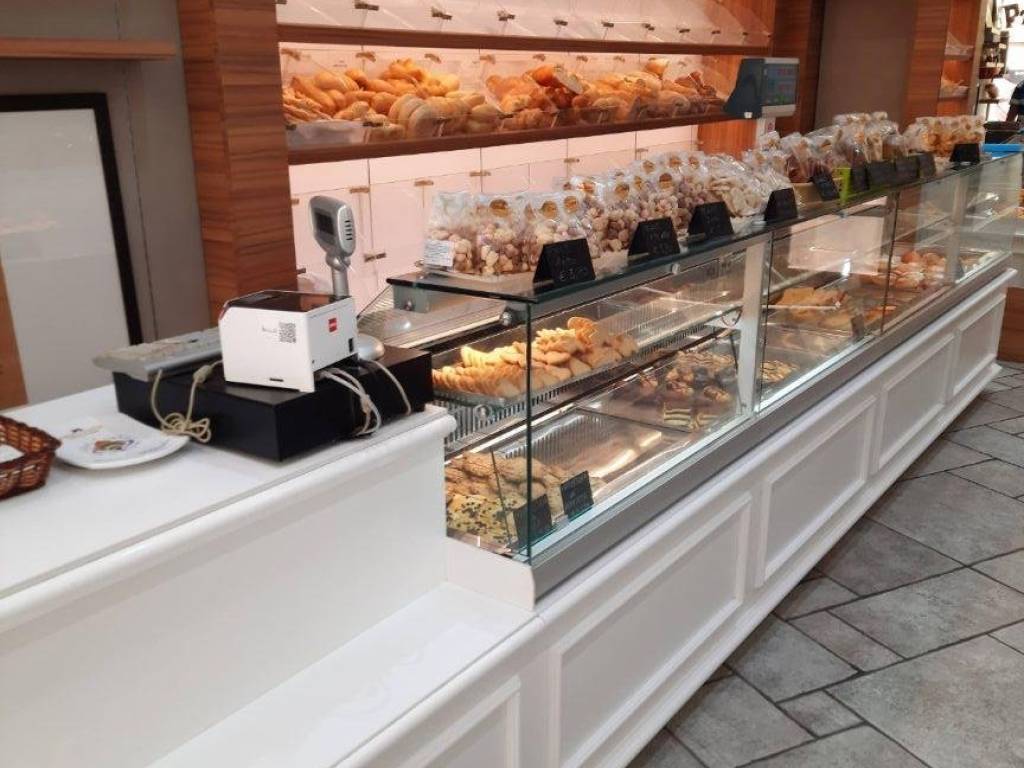 negozio in vendita a Muggia