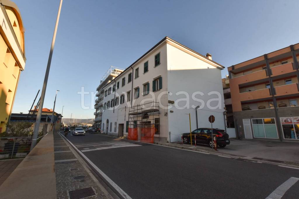 appartamento in vendita a Muggia