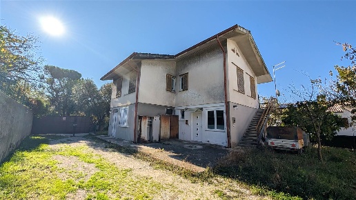 casa indipendente in vendita a Muggia