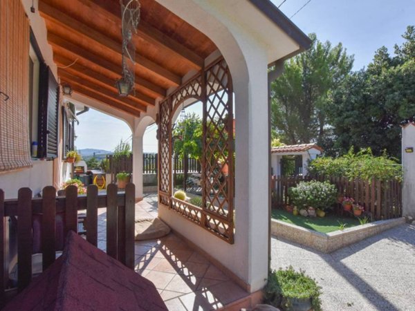 casa indipendente in vendita a Muggia