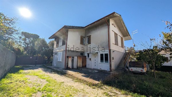 casa indipendente in vendita a Muggia