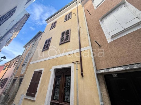 casa indipendente in vendita a Muggia