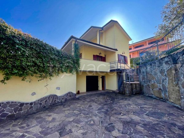 casa indipendente in vendita a Muggia