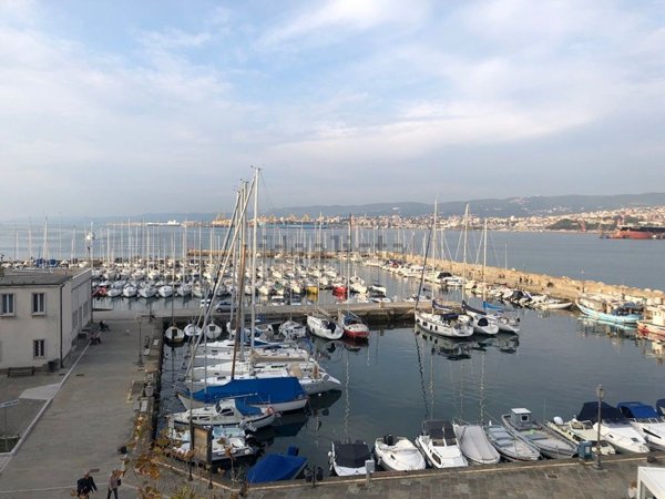 appartamento in vendita a Muggia