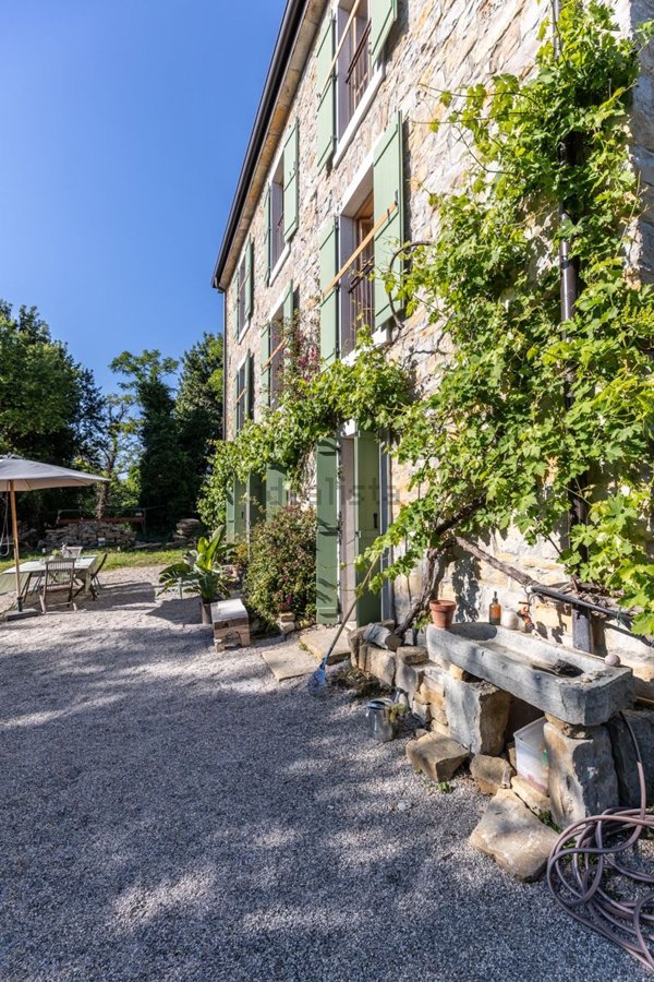casa indipendente in vendita a Muggia