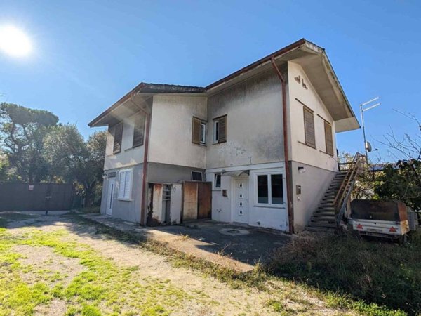 casa indipendente in vendita a Muggia