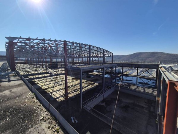 locale commerciale in vendita a Muggia