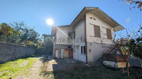 casa indipendente in vendita a Muggia