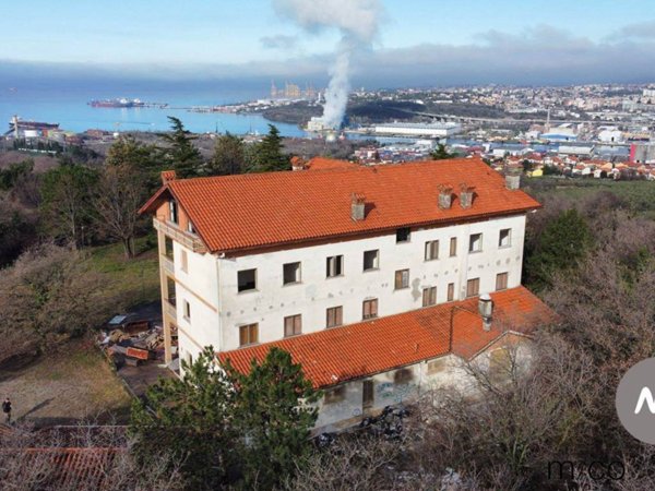 negozio in vendita a Muggia