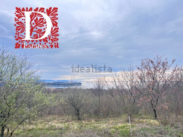 terreno edificabile in vendita a Muggia