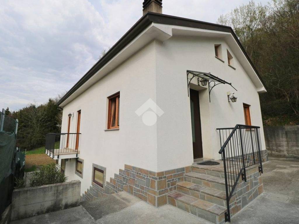 casa indipendente in vendita a Muggia