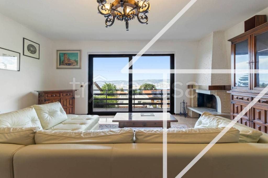 casa indipendente in vendita a Muggia