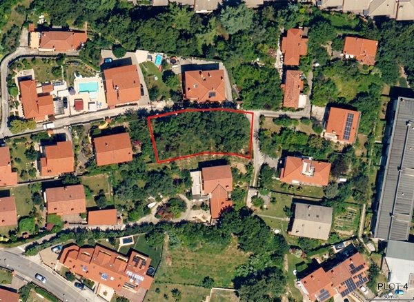 terreno edificabile in vendita a Muggia in zona Santa Barbara