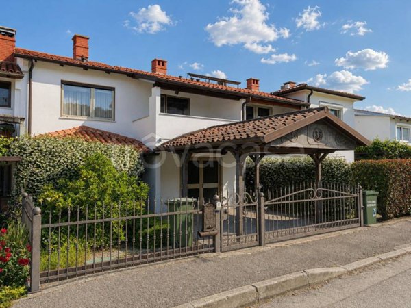casa indipendente in vendita a Muggia