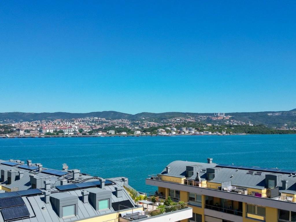 appartamento in vendita a Muggia