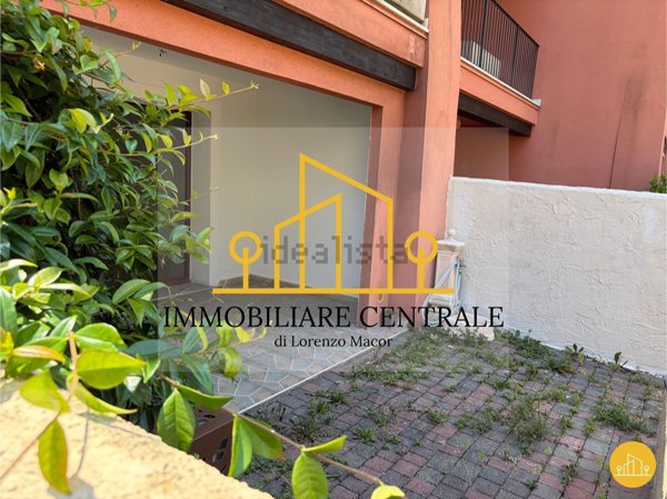 appartamento in vendita a Muggia in zona Zindis