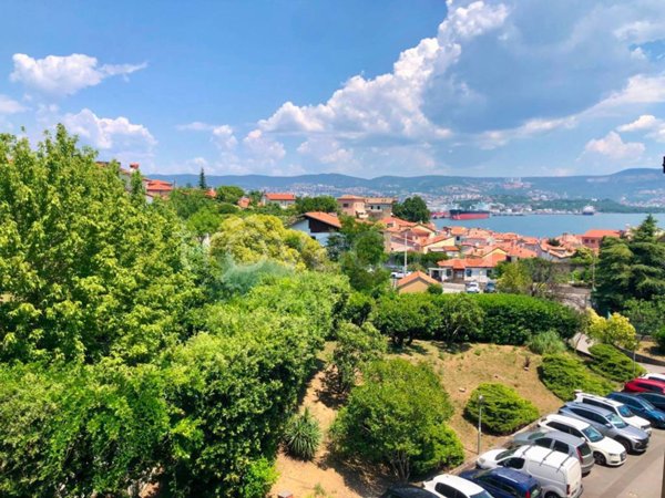 appartamento in vendita a Muggia