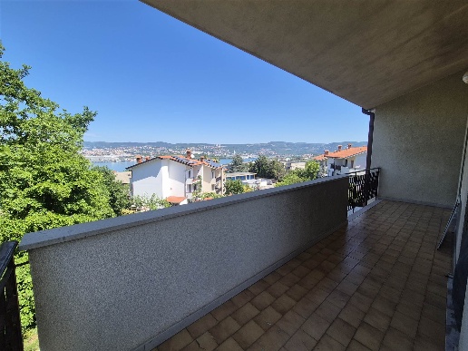 casa indipendente in vendita a Muggia in zona Santa Barbara
