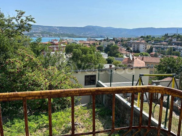 casa indipendente in vendita a Muggia