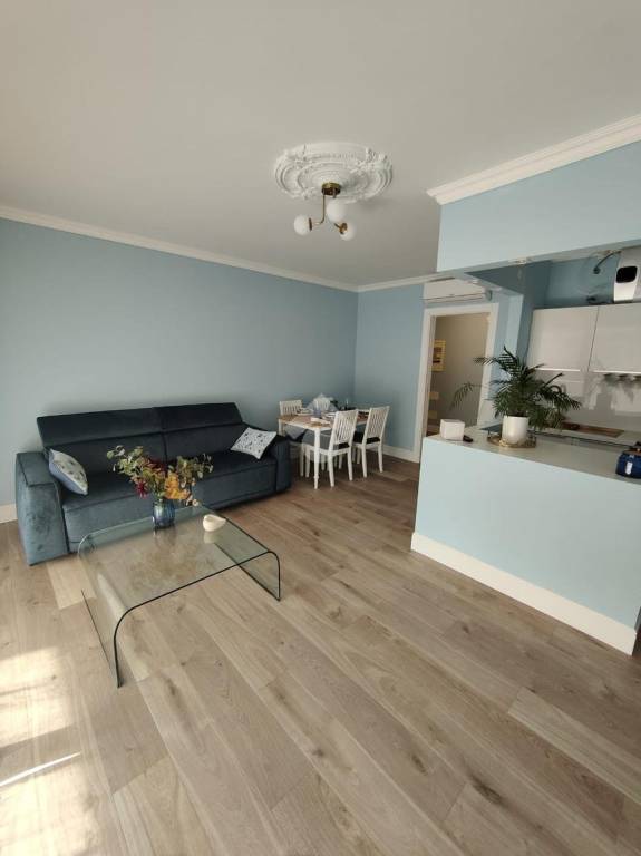 appartamento in vendita a Muggia in zona Zindis