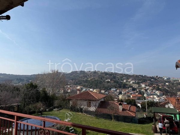 appartamento in vendita a Muggia in zona Santa Barbara