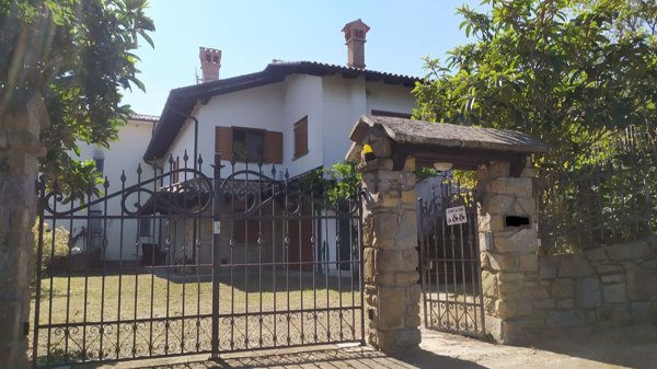 casa indipendente in vendita a Muggia