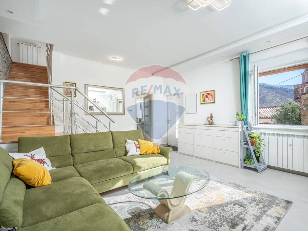 casa indipendente a San Dorligo della Valle in zona Bagnoli della Rosandra