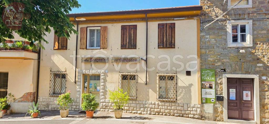 negozio in vendita a San Dorligo della Valle