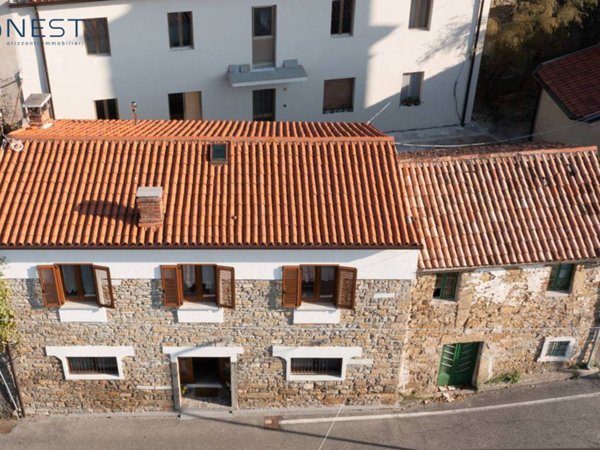 casa indipendente in vendita a San Dorligo della Valle in zona Caresana