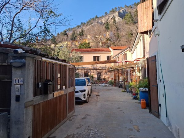 casa indipendente in vendita a San Dorligo della Valle