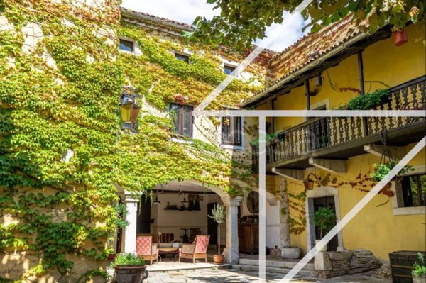 casa indipendente in vendita a Sgonico in zona Rupinpiccolo