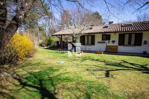 casa indipendente in vendita a Sgonico