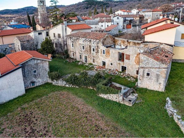 casa indipendente in vendita a Sgonico