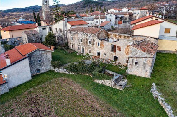 casa indipendente in vendita a Sgonico