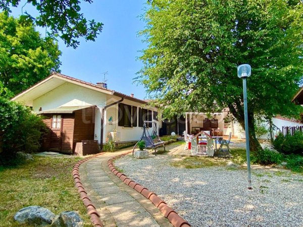 casa indipendente in vendita a Sgonico in zona Borgo Grotta Gigante