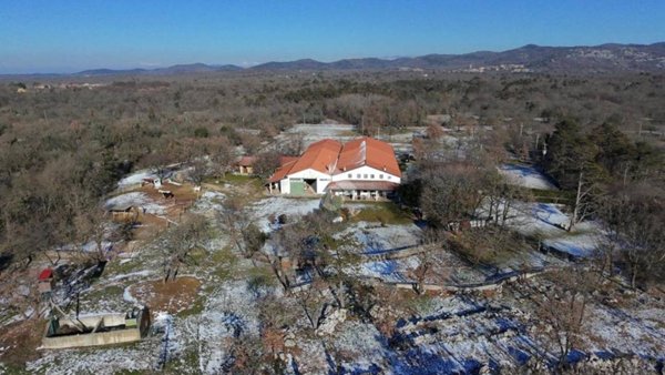 casa indipendente in vendita a Sgonico