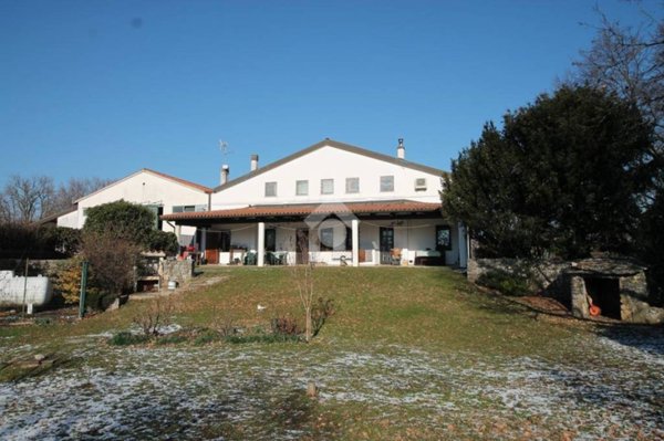 casa indipendente in vendita a Sgonico