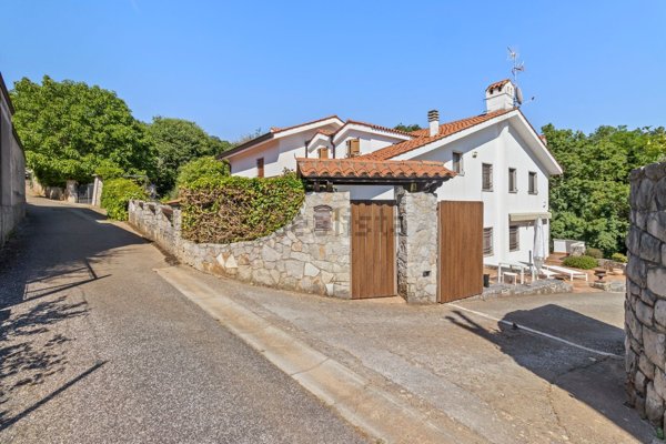 casa indipendente in vendita a Sgonico in zona Bristie