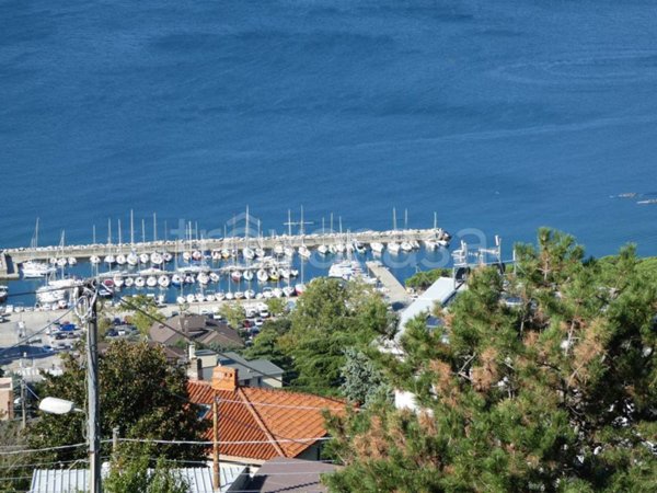 casa indipendente in vendita a Trieste in zona Barcola