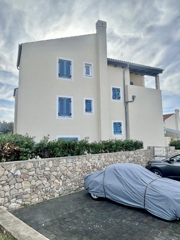 casa indipendente in vendita a Trieste in zona Campi Elisi