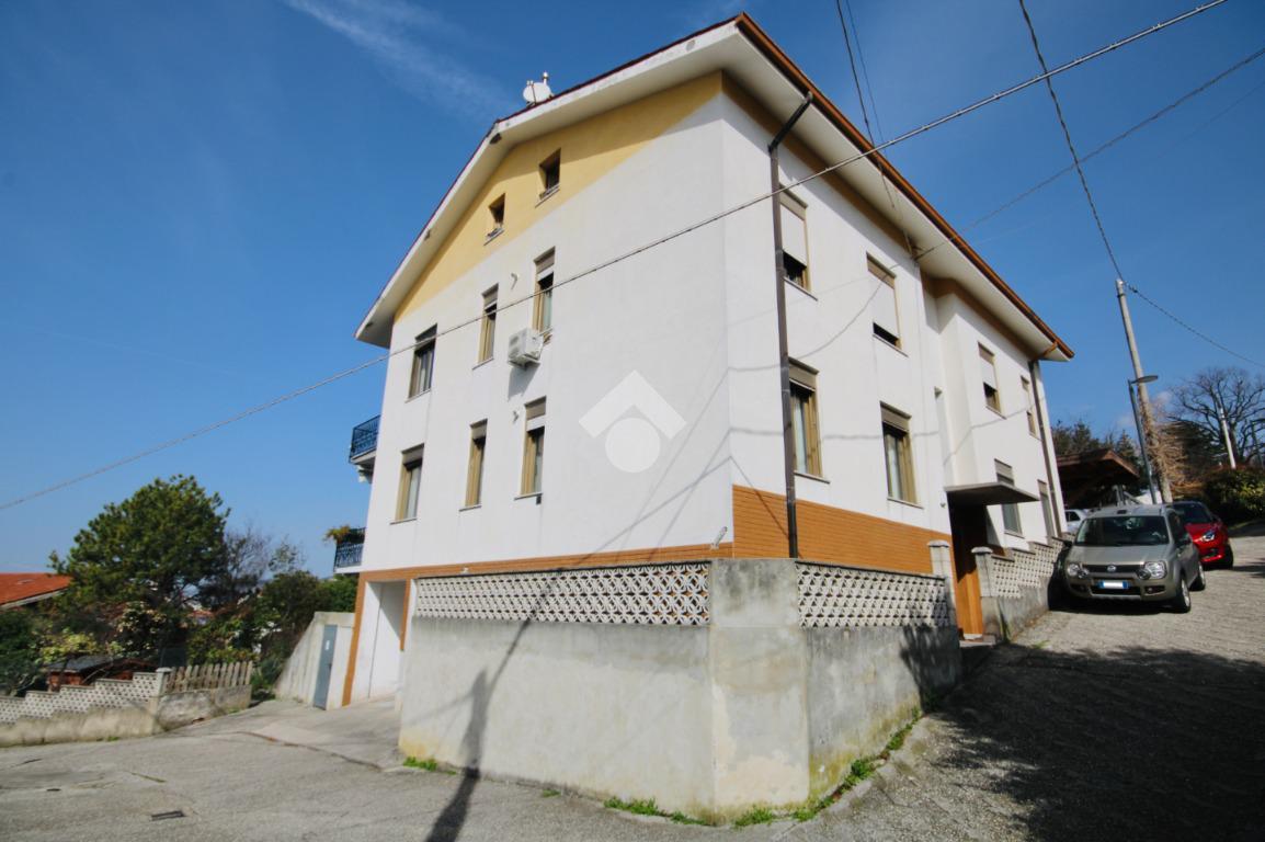 appartamento in vendita a Trieste in zona Cattinara