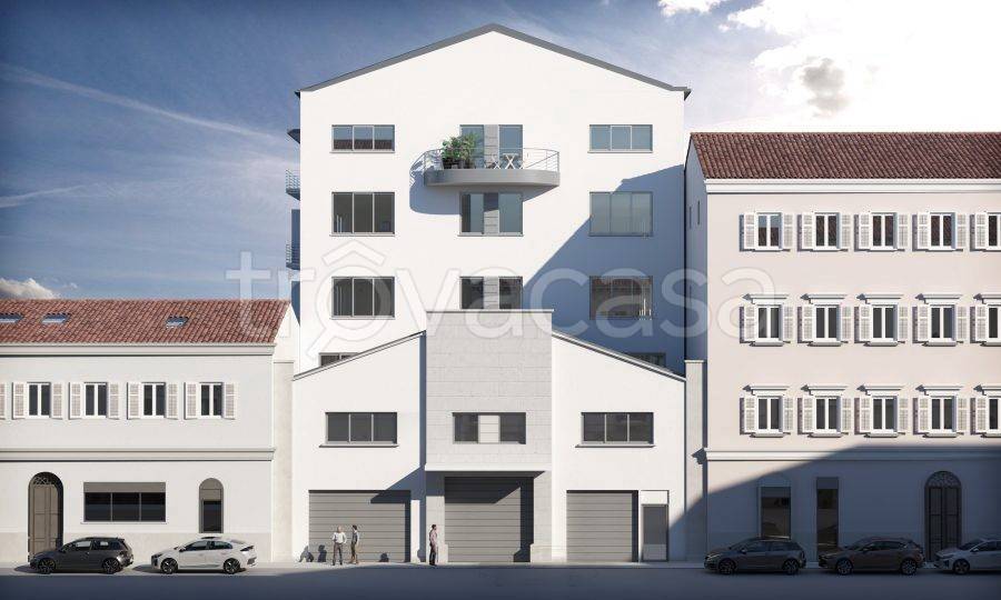 appartamento in vendita a Trieste in zona Borgo Teresiano