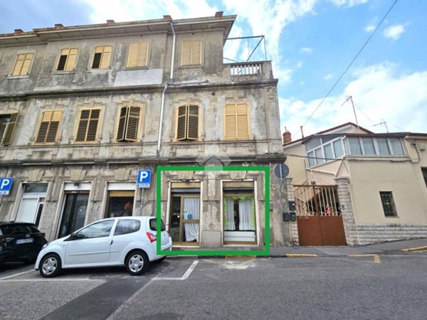 negozio in vendita a Trieste in zona Servola